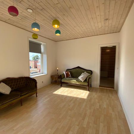N1 Apartment In The Heart Of Højer Екстериор снимка