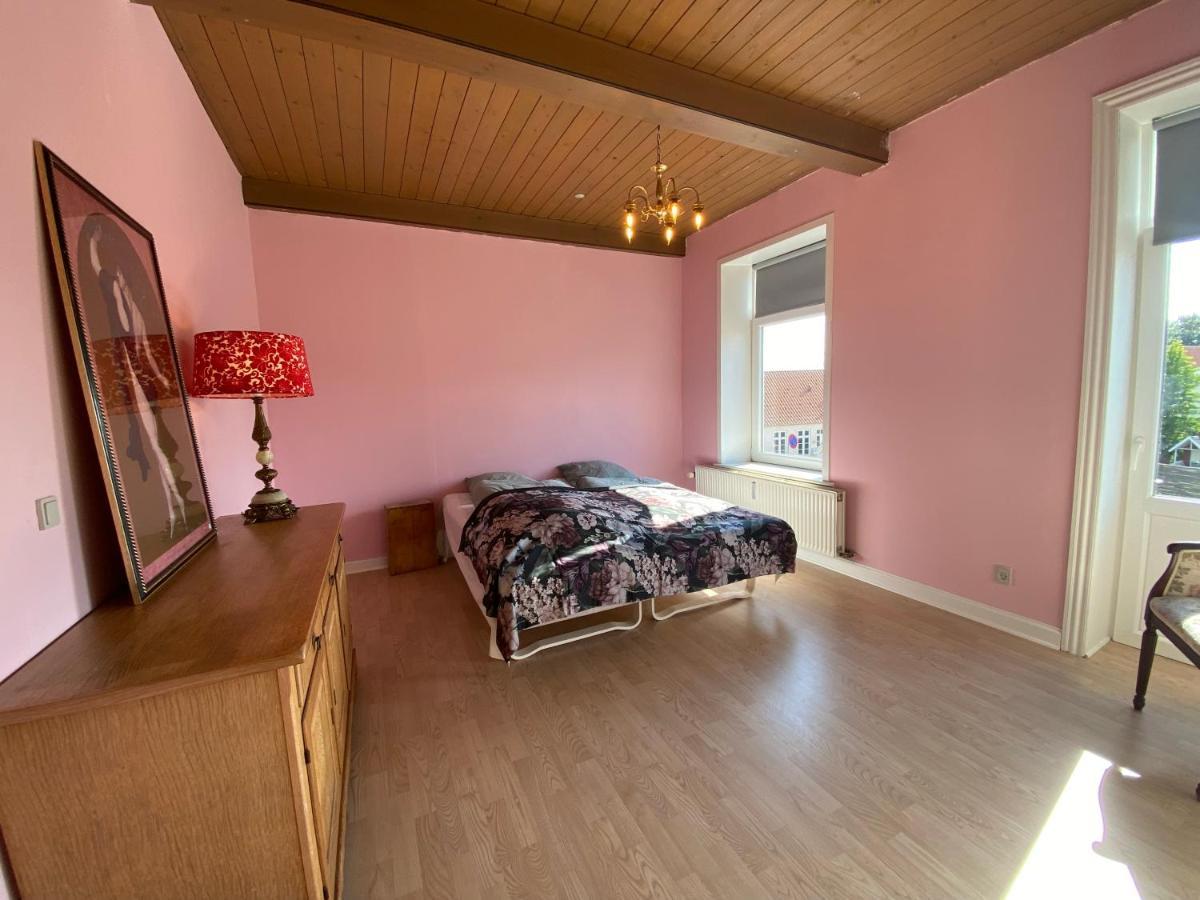N1 Apartment In The Heart Of Højer Екстериор снимка