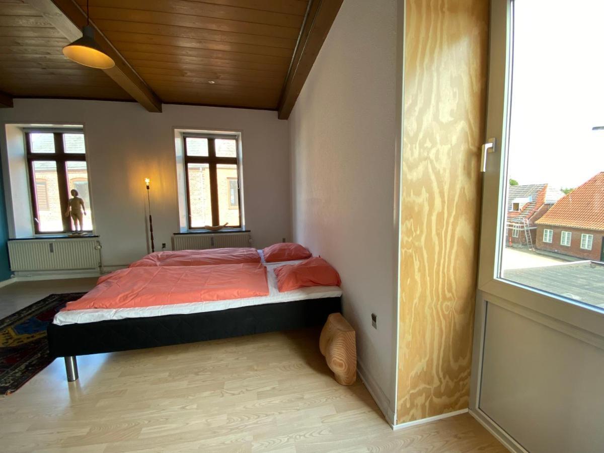 N1 Apartment In The Heart Of Højer Екстериор снимка